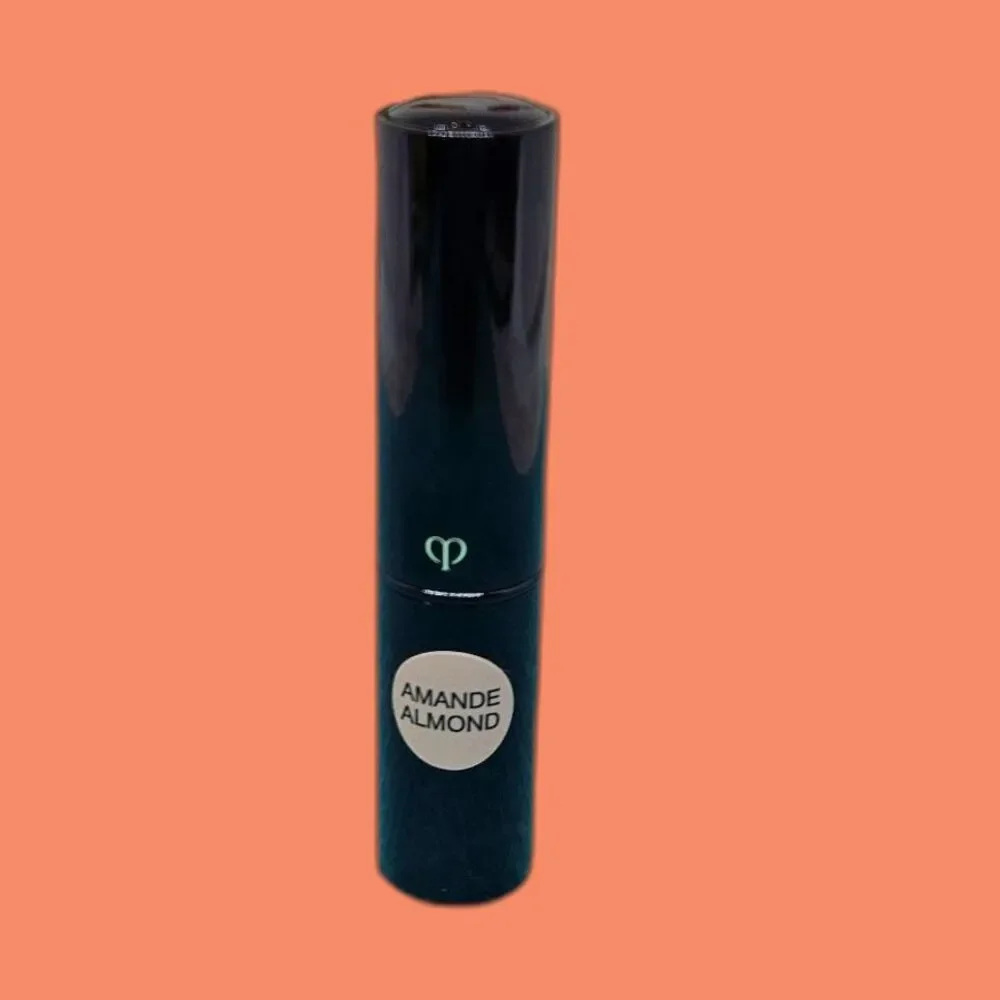 Cle de Peau Beaute Correcteur Visage Concealer 5g Stick ALMOND Made in Japan